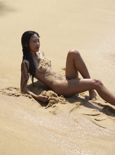 Hegre Quality 20191130 Hiromi Nude Beach