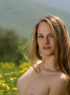 Julia I Gardenia by Maxtan Nude Photo Gallery