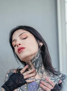 SuicideGirls 2024-01-01 - valkyria - let-the-light-in (5640725)