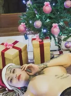 20211113suicidegirls Krito Regalo De Navidad X56 November 12 2021