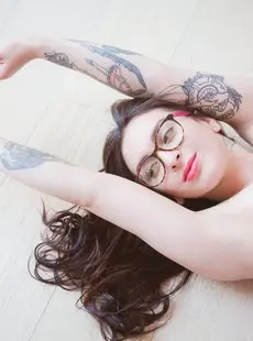 Suicidegirls 2019 12 15 aradiamx into my arms 4267013