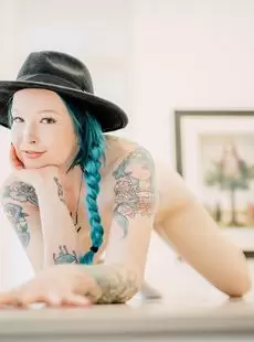 20201104 Suicidegirls Pebblezink Chandelier Sep 8 2016 X47