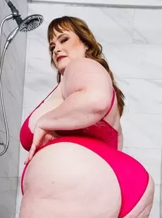 20220427 Plumperpass Asstyn Martyn Shower Time 27042022 628x