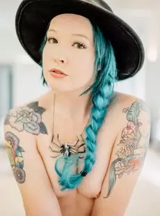 20201104 Suicidegirls Pebblezink Chandelier Sep 8 2016 X47