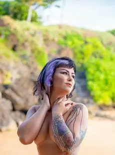 Yeshimi Photo Album Paradise city SuicideGirls