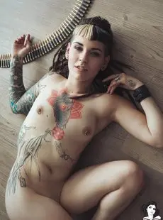 Suicide Girls Dice Bullet For My Valentine