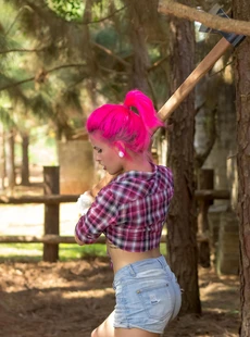 Qween Photo Album Lady Lumberjack