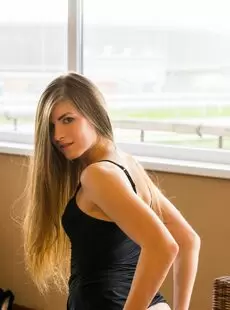 Mynakeddolls 2018 Olesya In Tight Dress