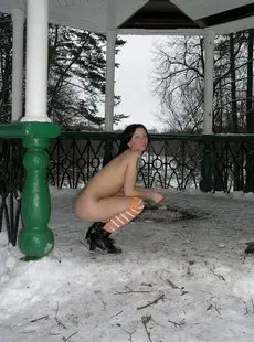 DirtyPublicNudity Lisa 13 1408px 133x