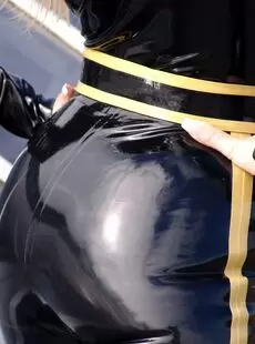 latex 250921 0092