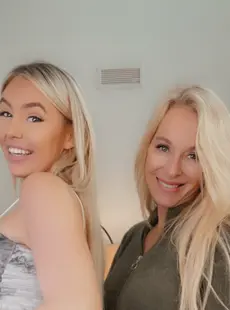 [OnlyFans] - Tatiana and Mom momandme 150449796