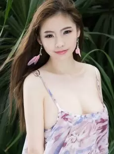 Chinese model Jani 2