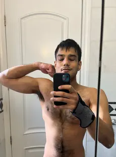 Onlyfans Alex (brownboy6999) 152866128