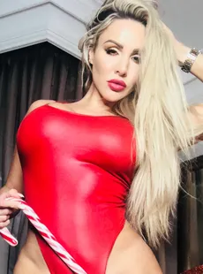 Onlyfans - Queen of (danniiharwood) 147017264