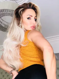 Onlyfans - Queen of (danniiharwood) 147017264