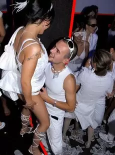 20211113 DrunkSexOrgy 2009 White Sensation