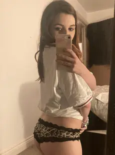 OnlyFans - Holly Victoria (hollyvictoriauk) 151951131