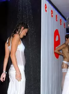 20211113 DrunkSexOrgy 2009 White Sensation