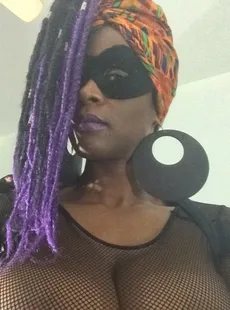 Onlyfans - 6ft Nubian Strapon Queen FemDomPegging (mistressunknown) 147022868