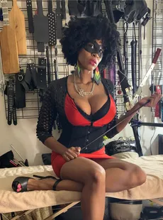 Onlyfans - 6ft Nubian Strapon Queen FemDomPegging (mistressunknown) 147022868