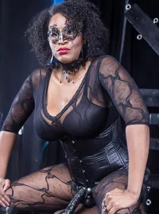 Onlyfans - 6ft Nubian Strapon Queen FemDomPegging (mistressunknown) 147022868